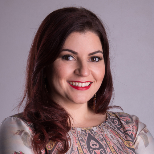 Patrícia Cândido - Autora