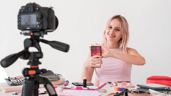 Como ganhar dinheiro sem precisar sair de casa pelas redes sociais e instagram sendo influenciadora